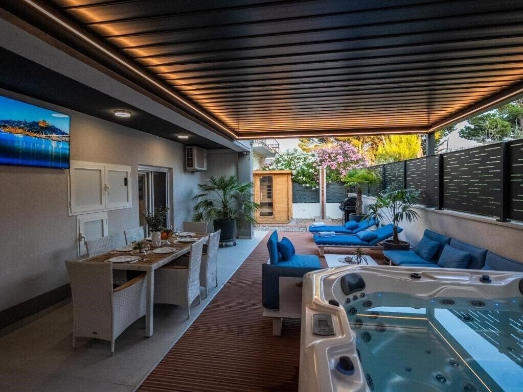 Фотография Apartments Alma 3*