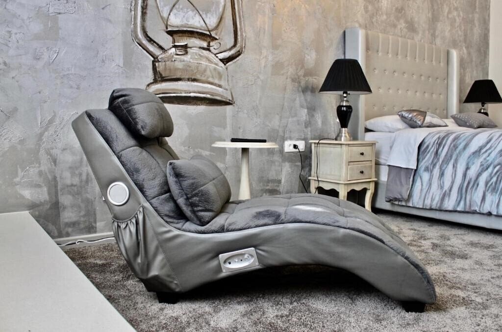 Отель Prima Luce Luxury Rooms 4*