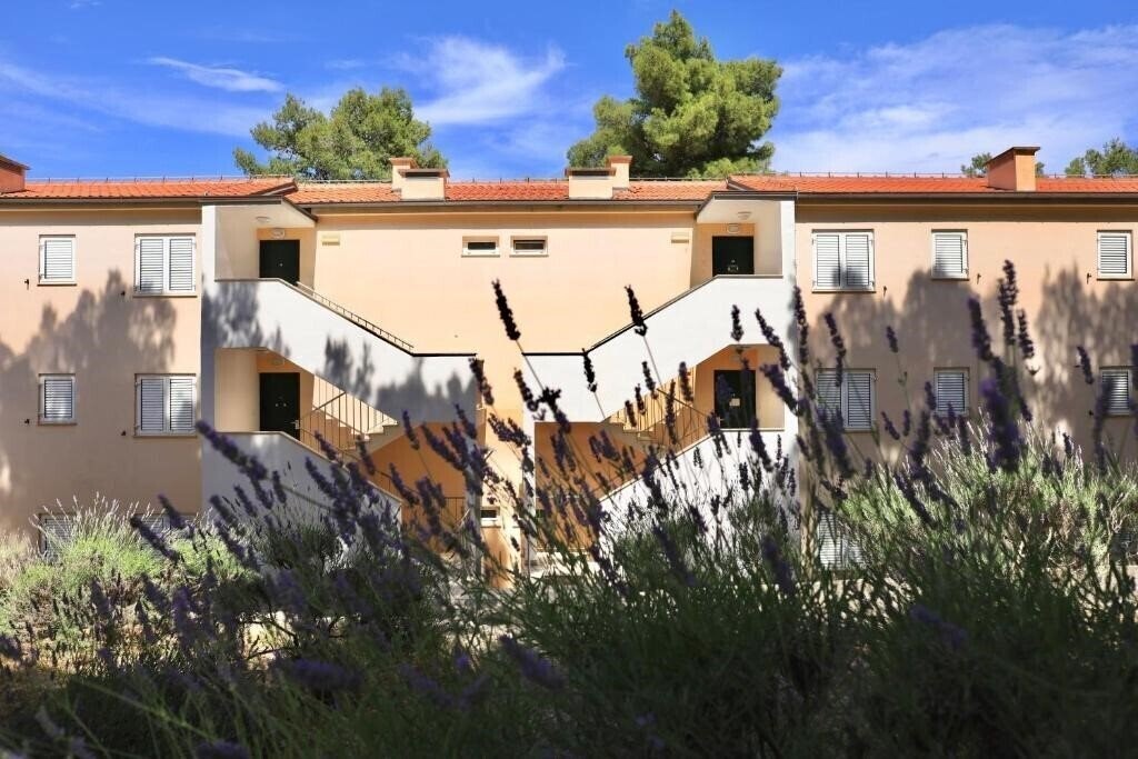 Фото Fontana Bayside Park - Apartmani 4*