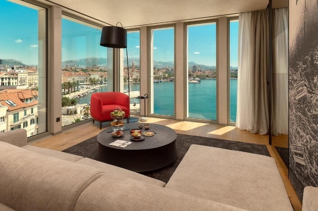 Зображення Hotel Ambasador 5*