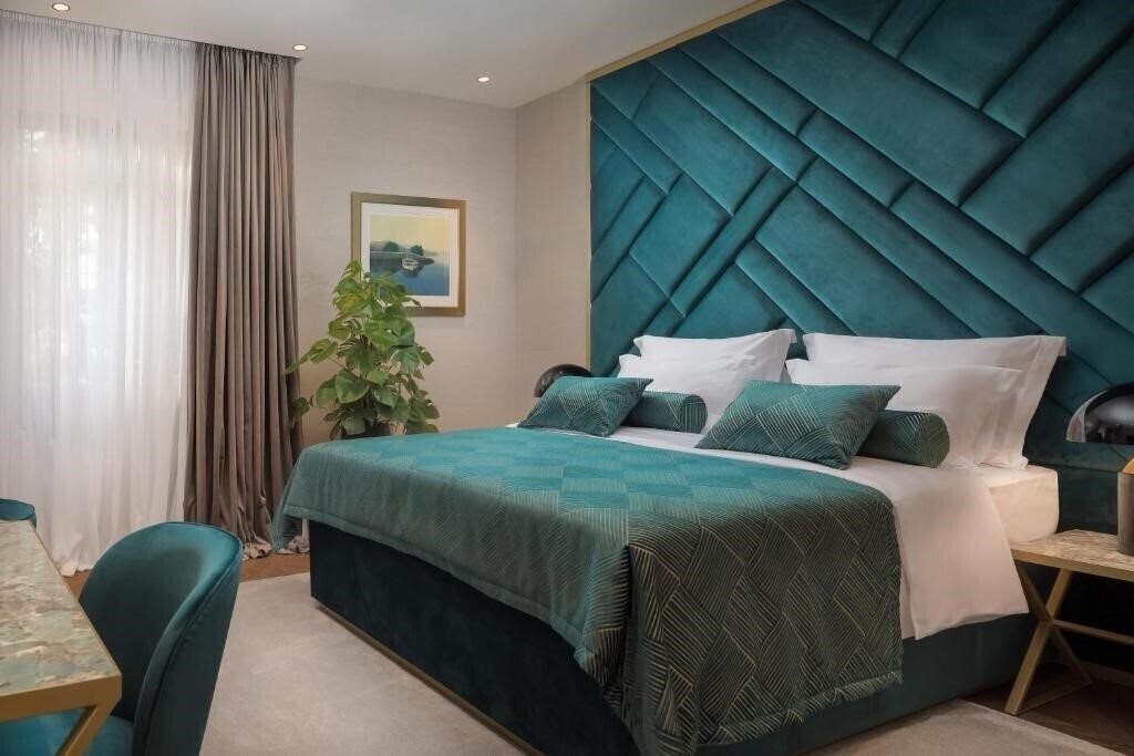 Фото Five Elements Luxury Rooms 4*