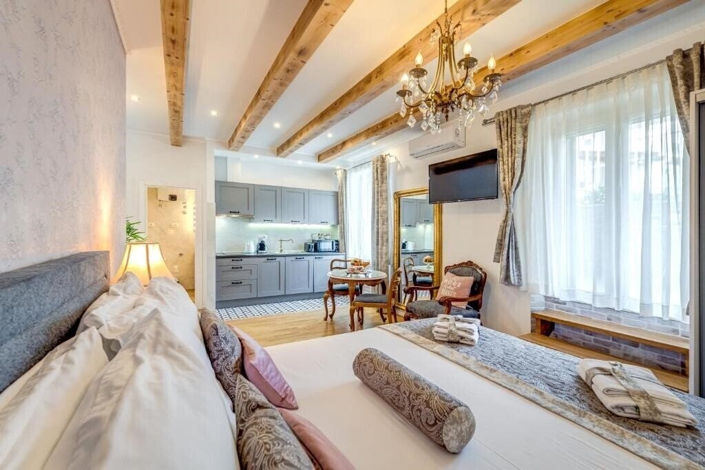 Фото Le Monde Vintage Accommodation 4*