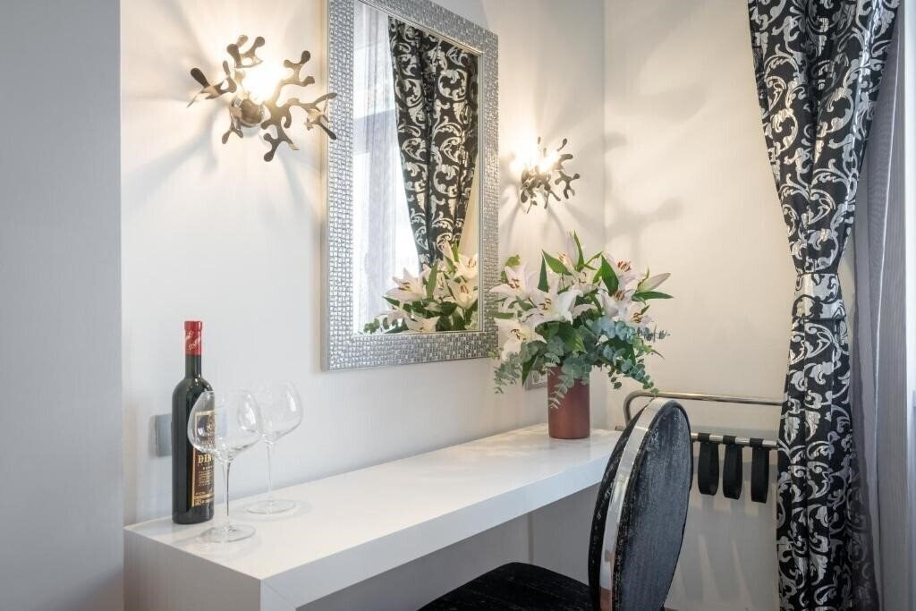 Изображение Starlight Luxury Rooms 4*