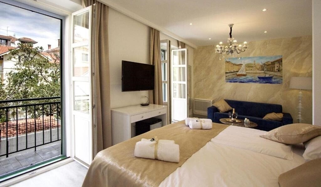 Готель Well Of Life Luxury Rooms 4*