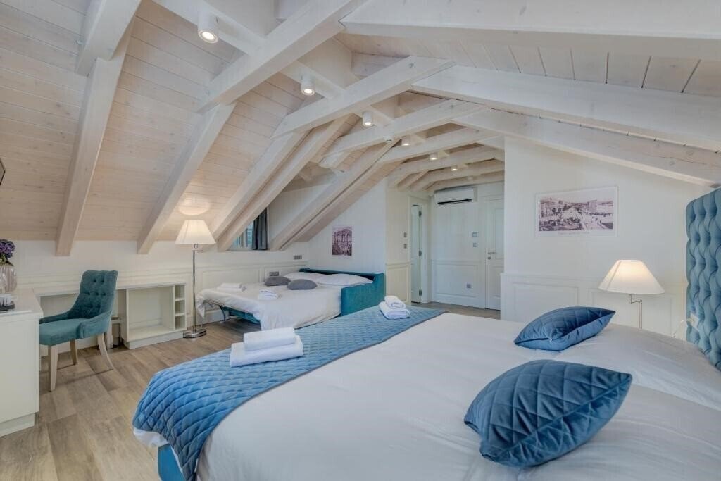 Фото Stonemasons Heritage 4*
