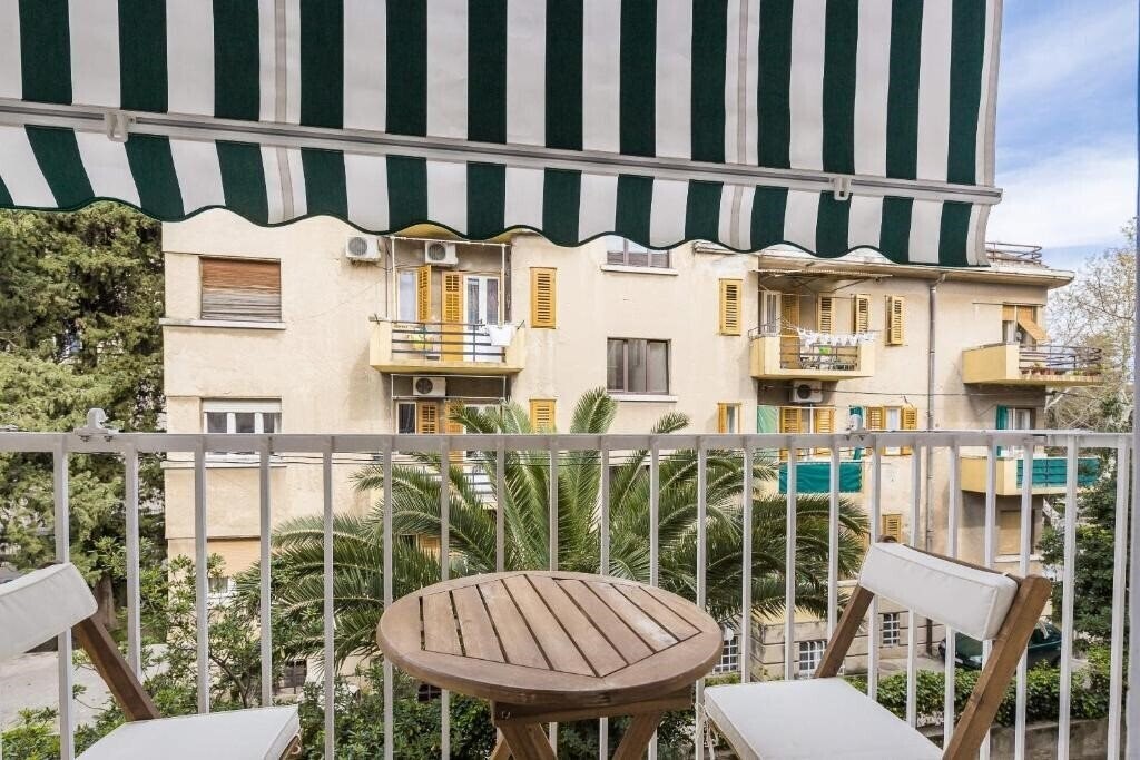 Отель Klarina Apartments 3*