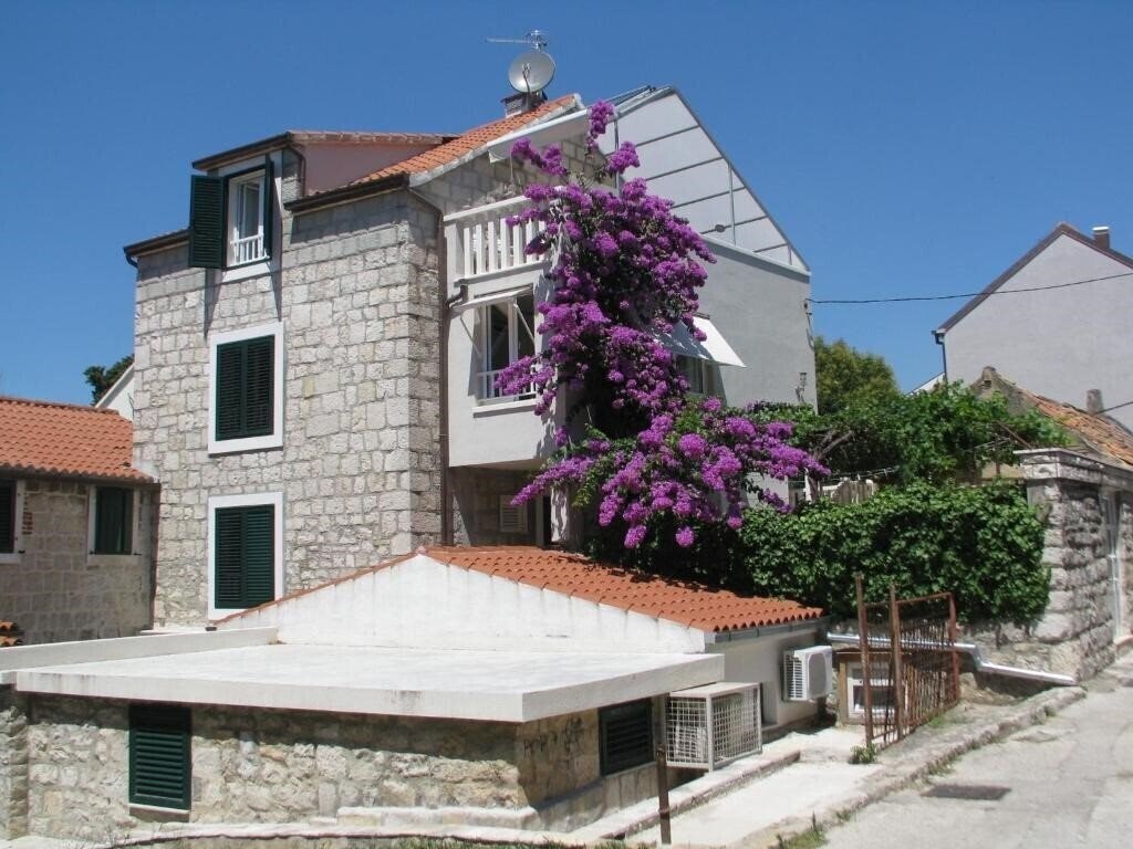 Готель Split Center Suites 3*