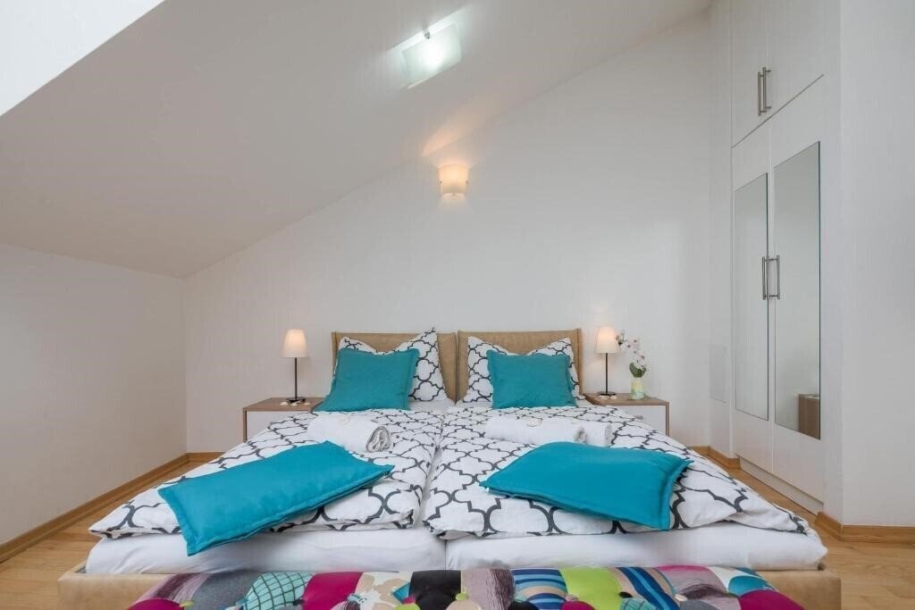 Фото Split Center Suites 3*