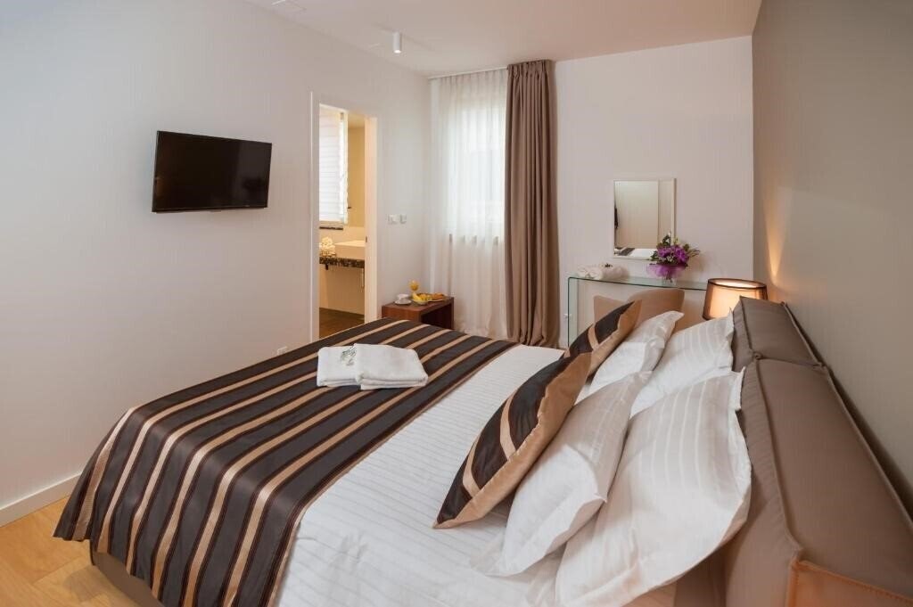 Фото Residence by Vestibul Palace 4*