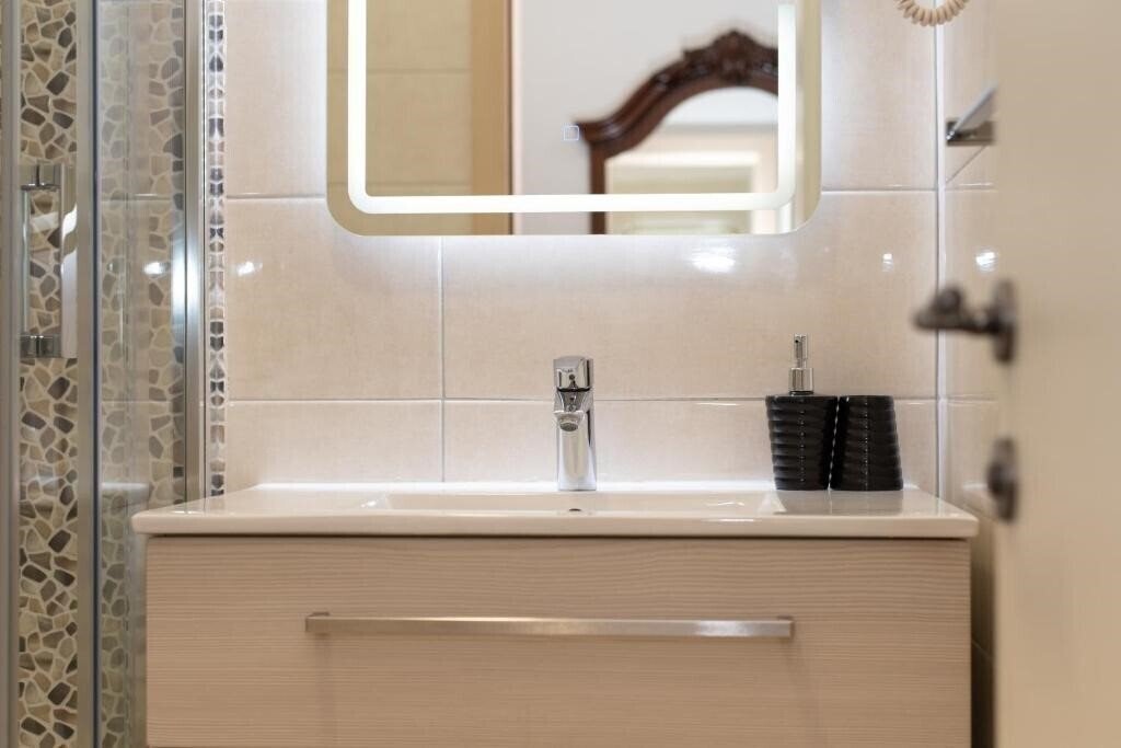 Картинка Metropole Luxury Rooms 4*