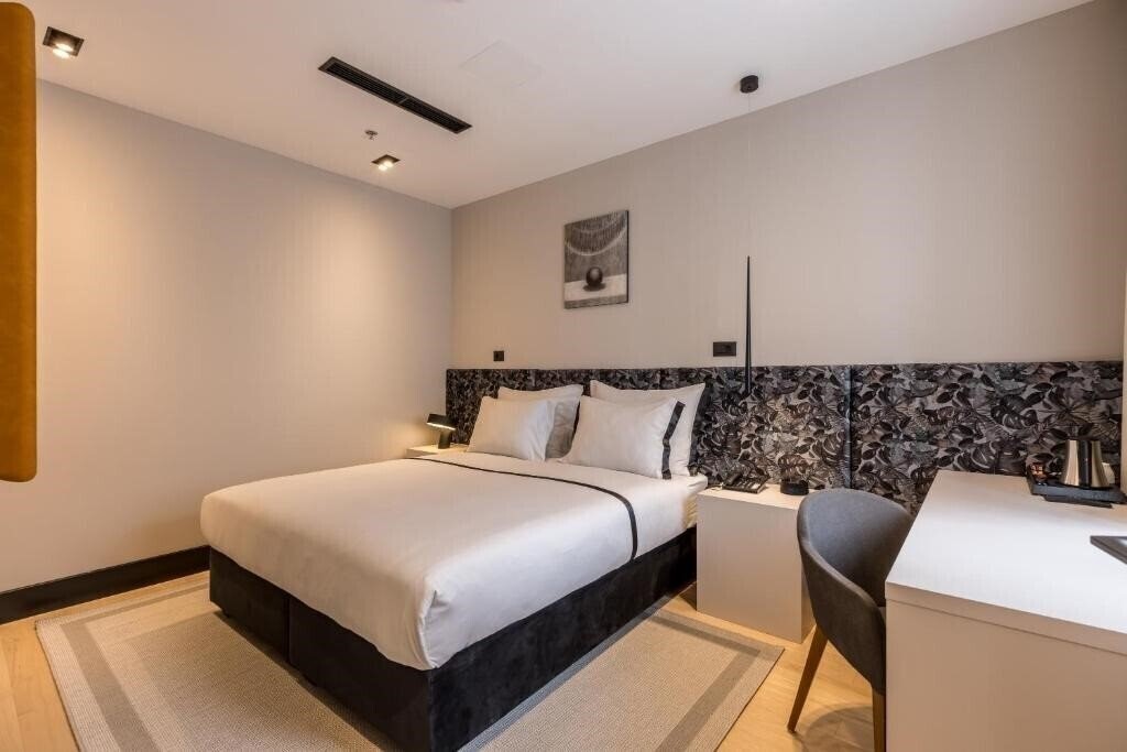 Фото Cora Hotel 4*