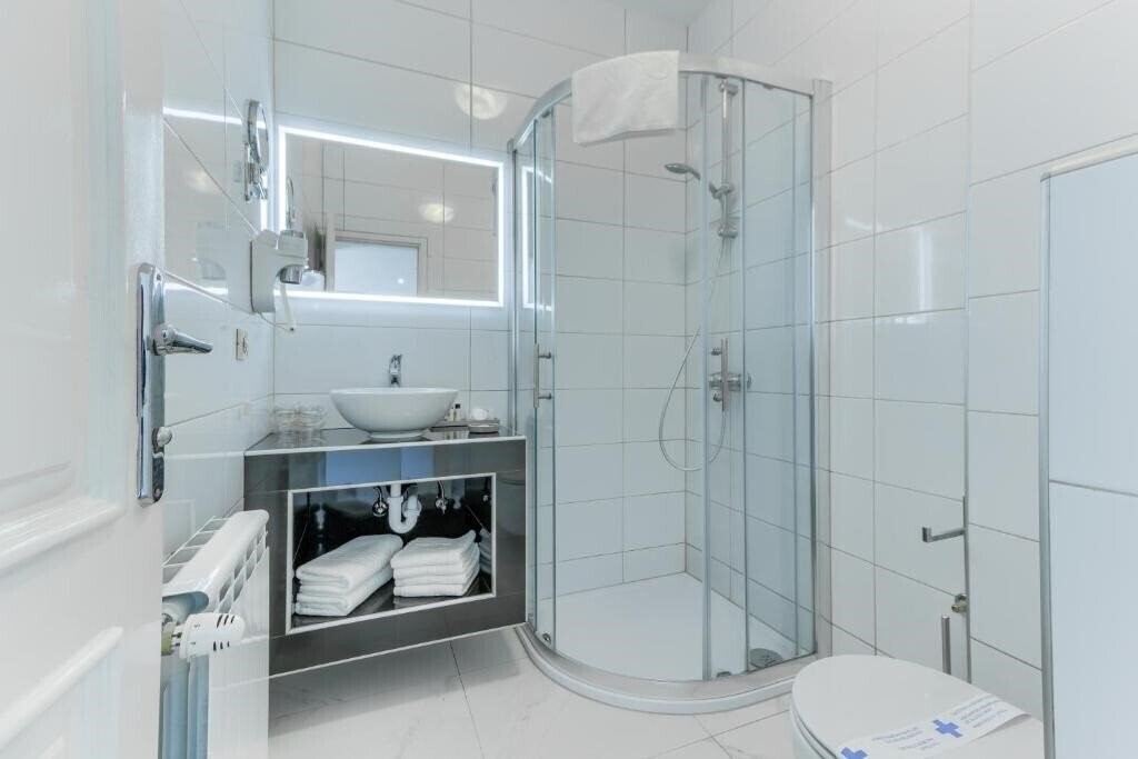 Фотография Hotel Riva Kastela with Swimming Pool 4*