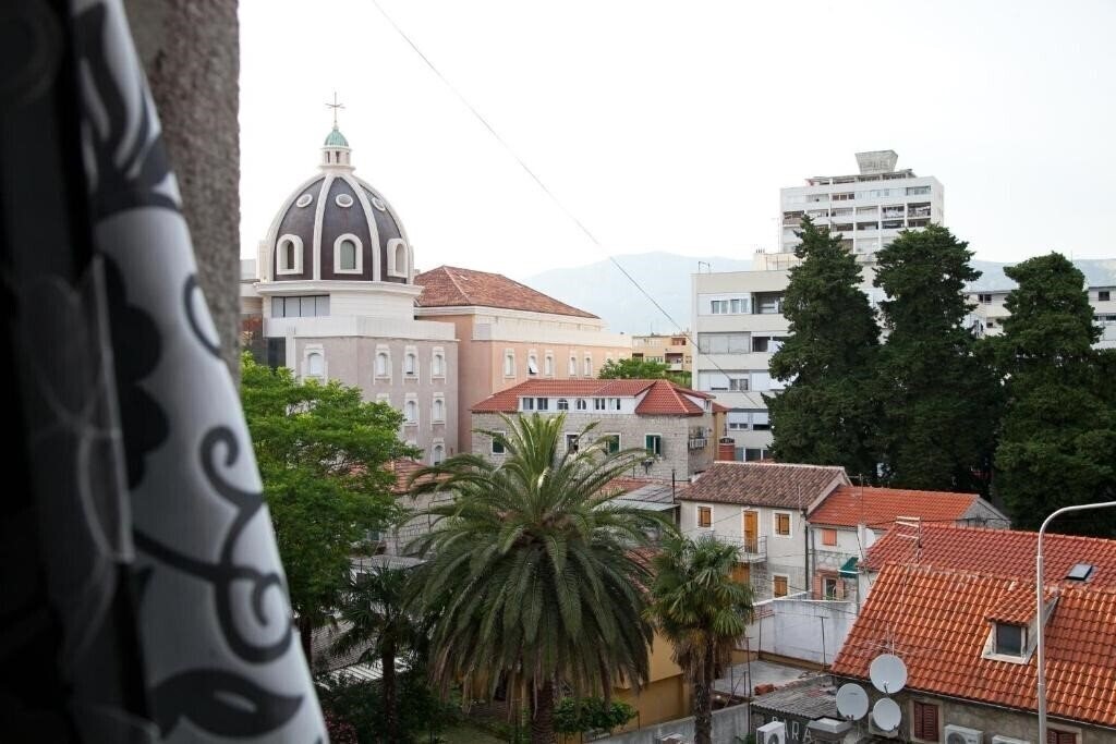 Готель Apartments 4 You in Split 4*