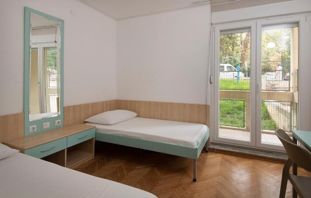 Фото Hostel Spinut 3*