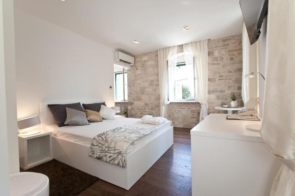 Отель Speruna Luxury Inn 4*