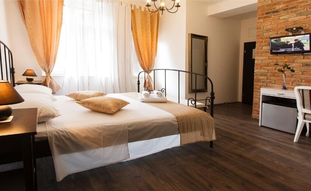 Готель Prior Suites Split 4*