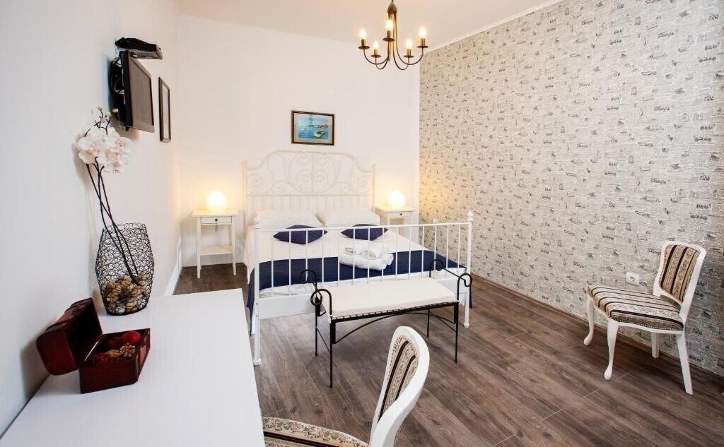 Картинка Prior Suites Split 4*