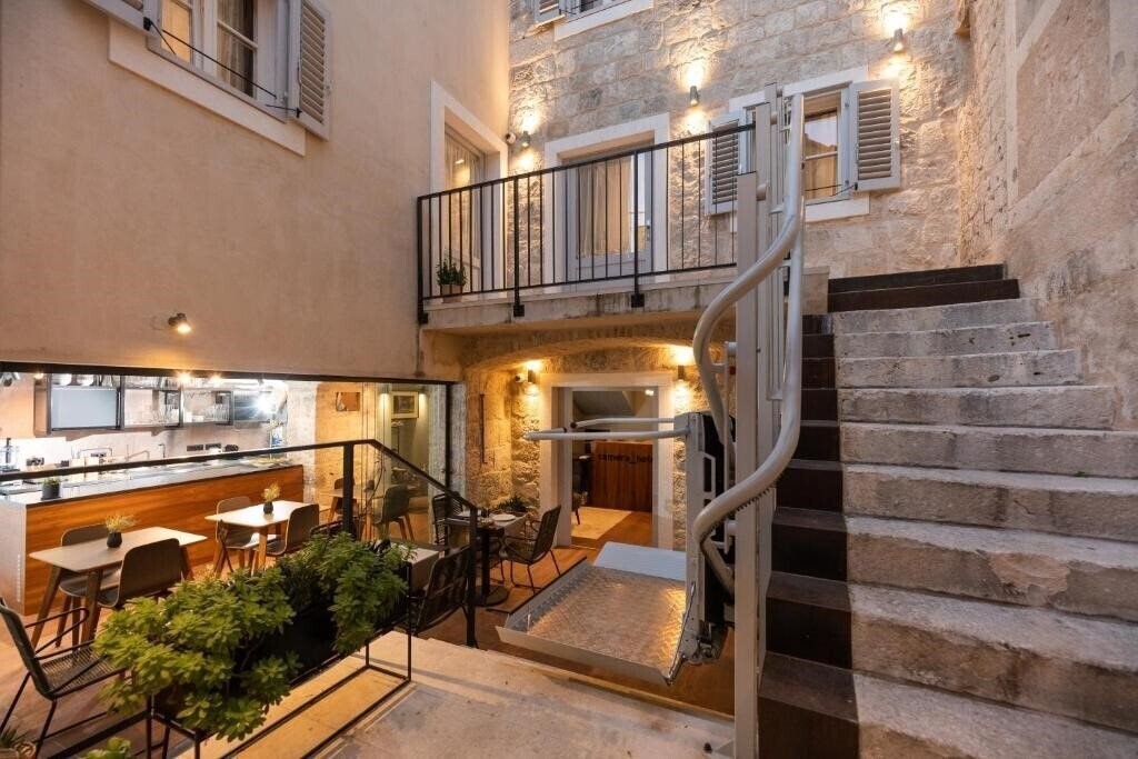 Готель Camera Hotel 4*