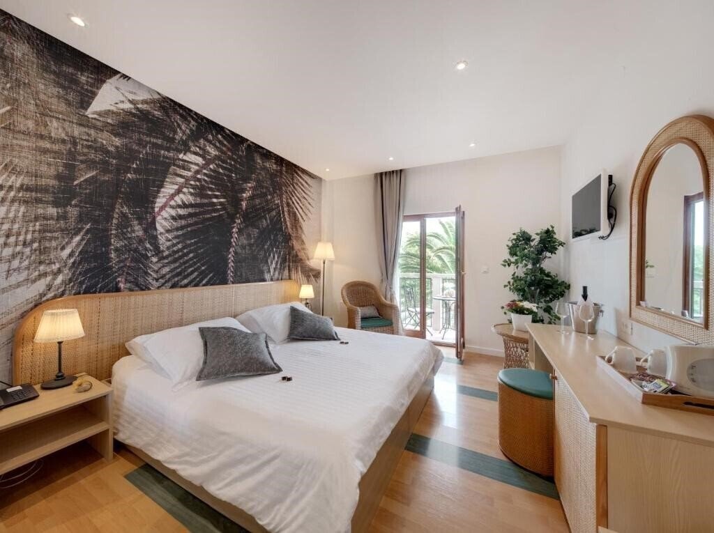 Фото Hotel Villa Adriatica 4*