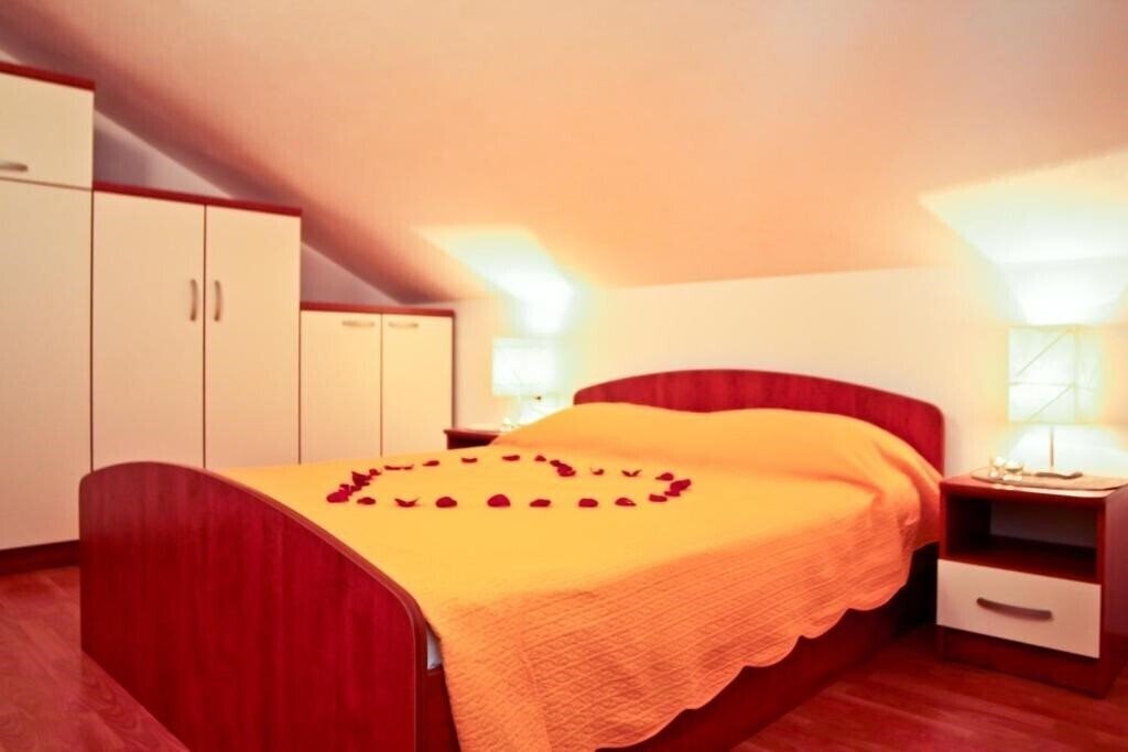 Фото Villa Midea 4*