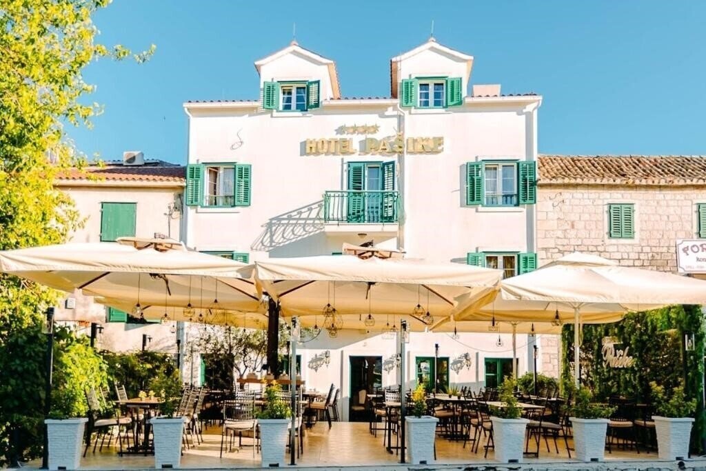 Отель Pasike Hotel 4*