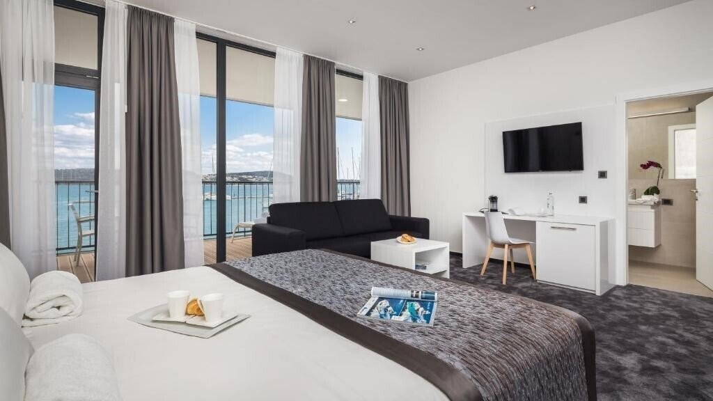 Фото Baotic Apartments 5*