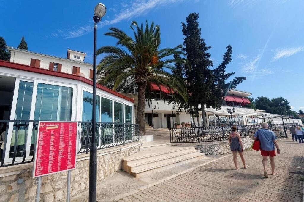 Картинка Hotel Val (ex. Jadran Hotel) 3*