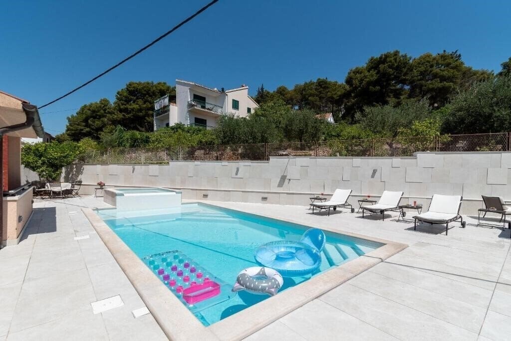 Изображение Villa Lavandula 4*