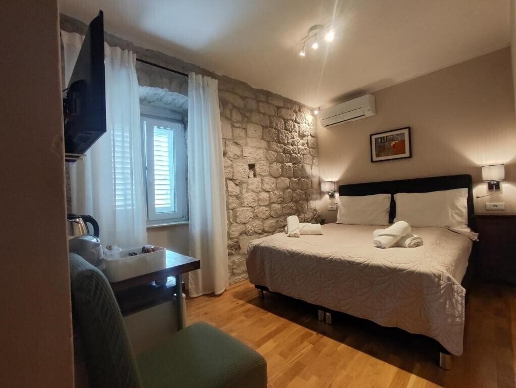 Зображення Carol Rooms 3*