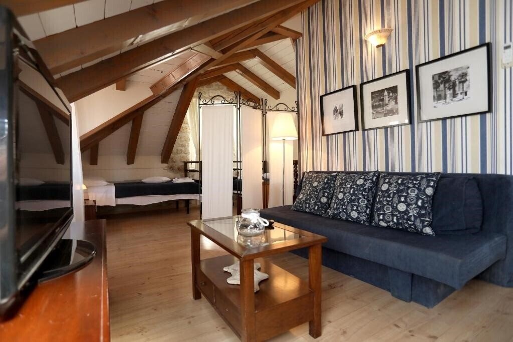 Готель Villa Carrara 3*