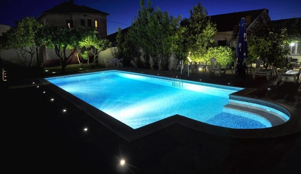 Отель Guest House Bakica 3*