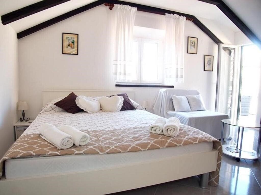 Фото Stipcic Rooms & Studio 3*