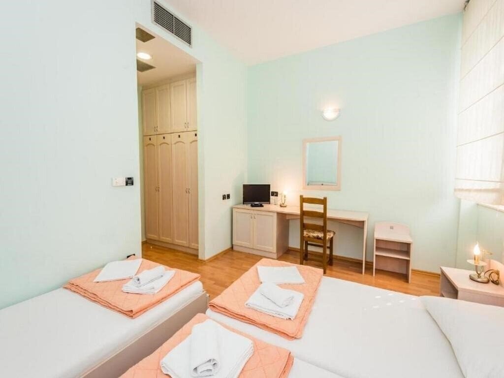 Картинка Guesthouse Aurora 3*