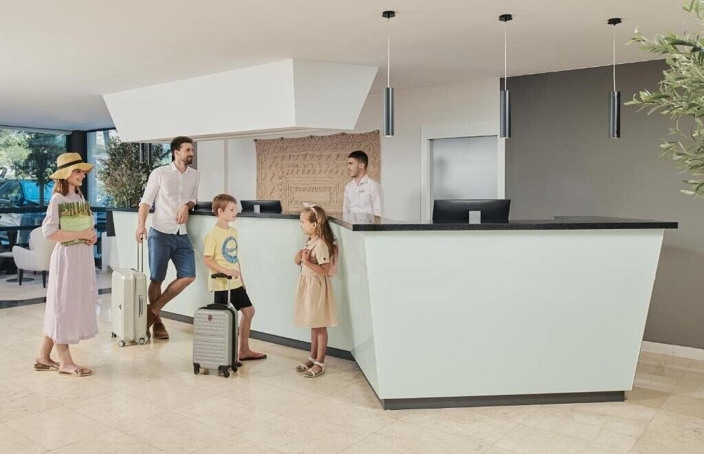 Картинка Bluesun Neptun 3*