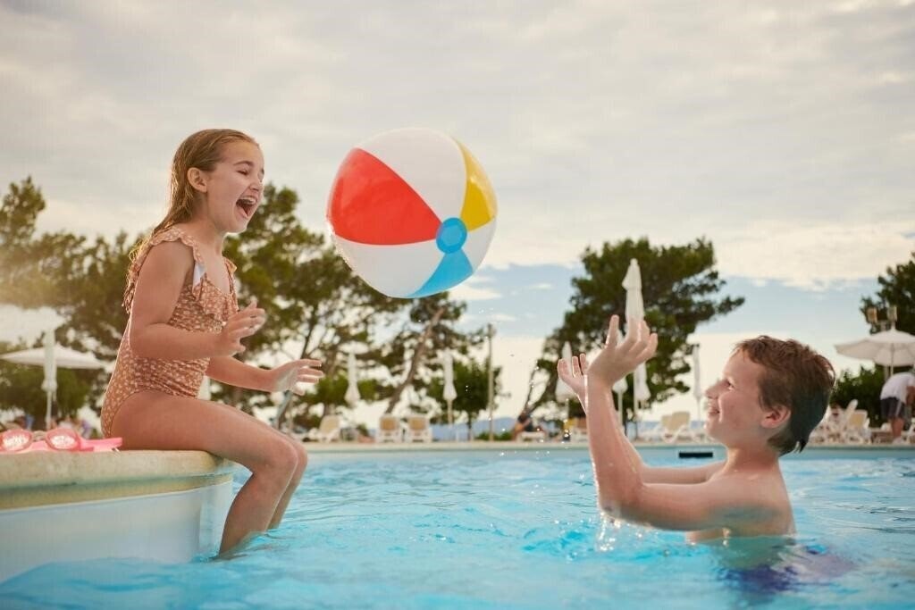 Картинка Neptun & Depadance Maslinik Bluesun 3*