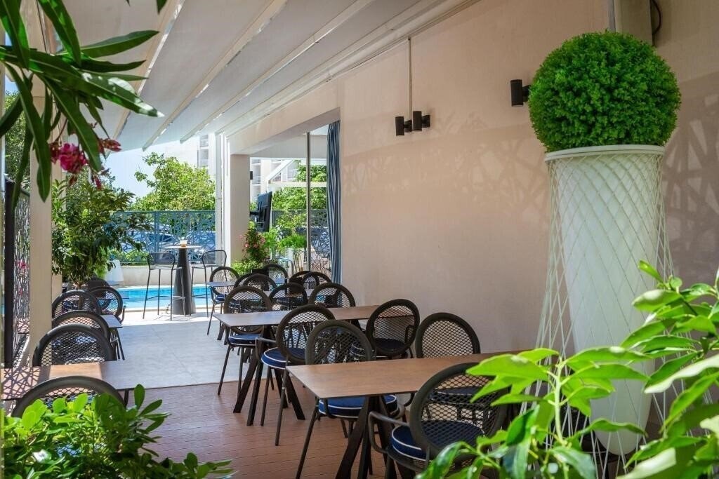 Зображення Apart Hotel Flora Tucepi 4*