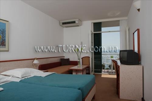 Отель Neptun Tucepi 3*