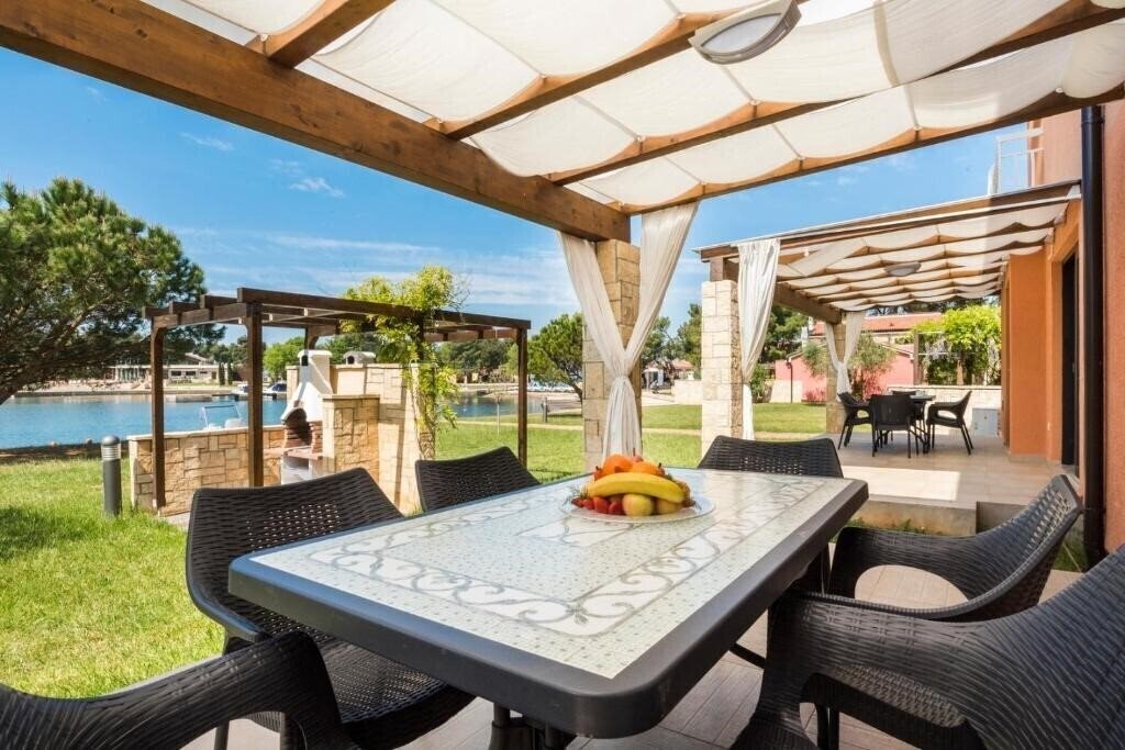 Изображение Apartments Amfora Plava Laguna 4*