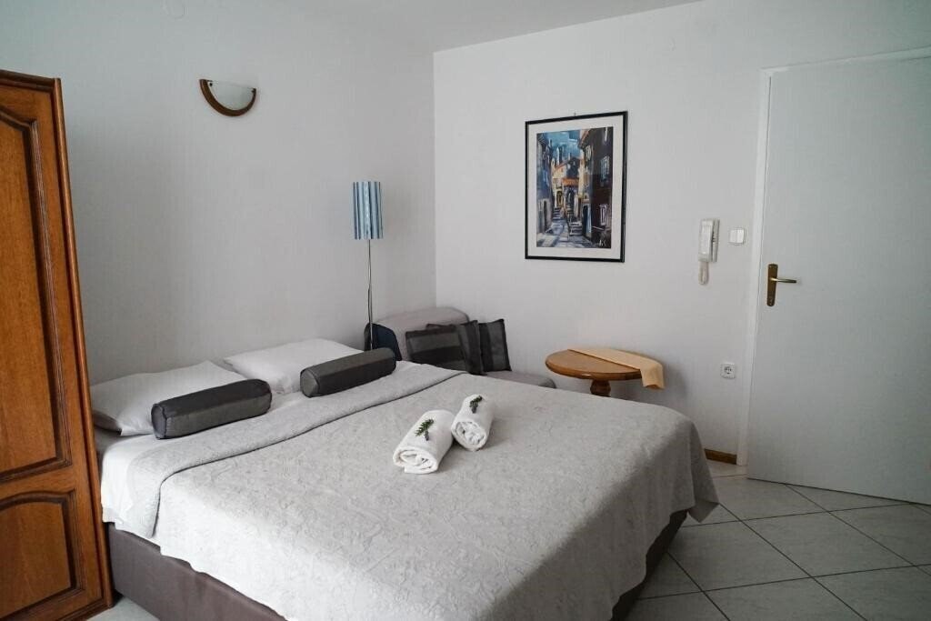 Изображение Apartments & Rooms Degra 3*
