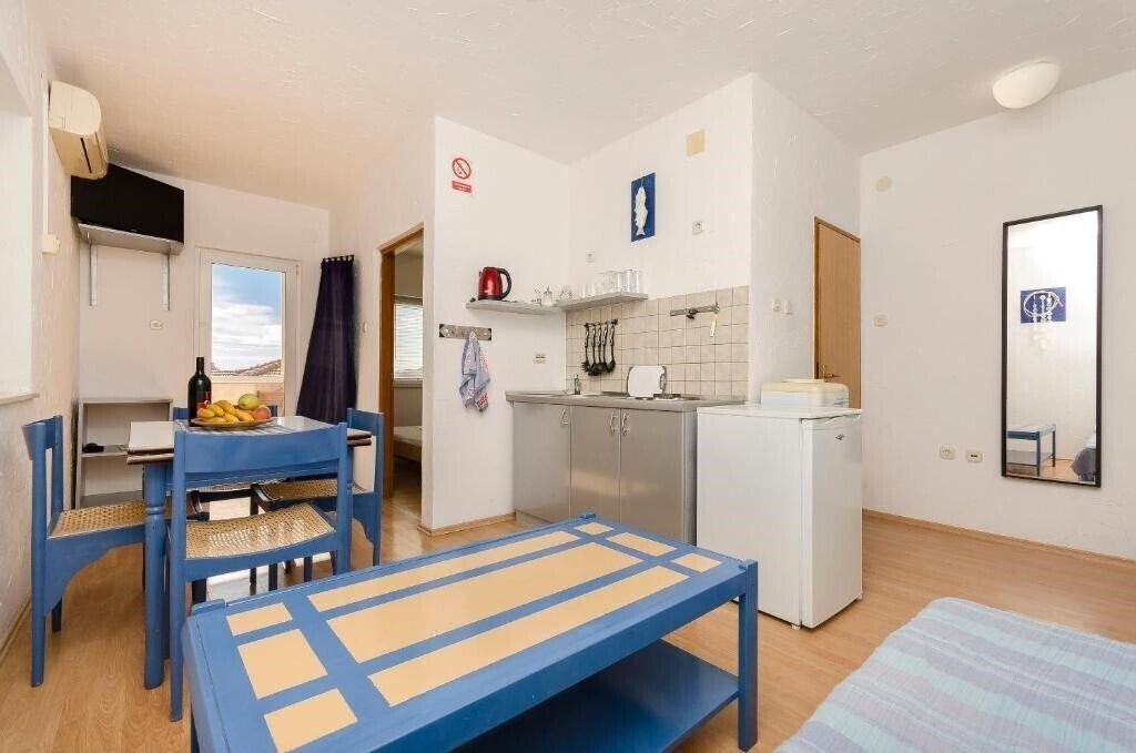 Фотографія App & Room Mladen 3*