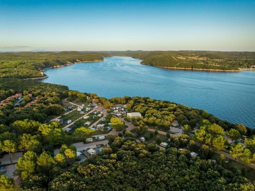 Готель Koversada Apartmani 4*