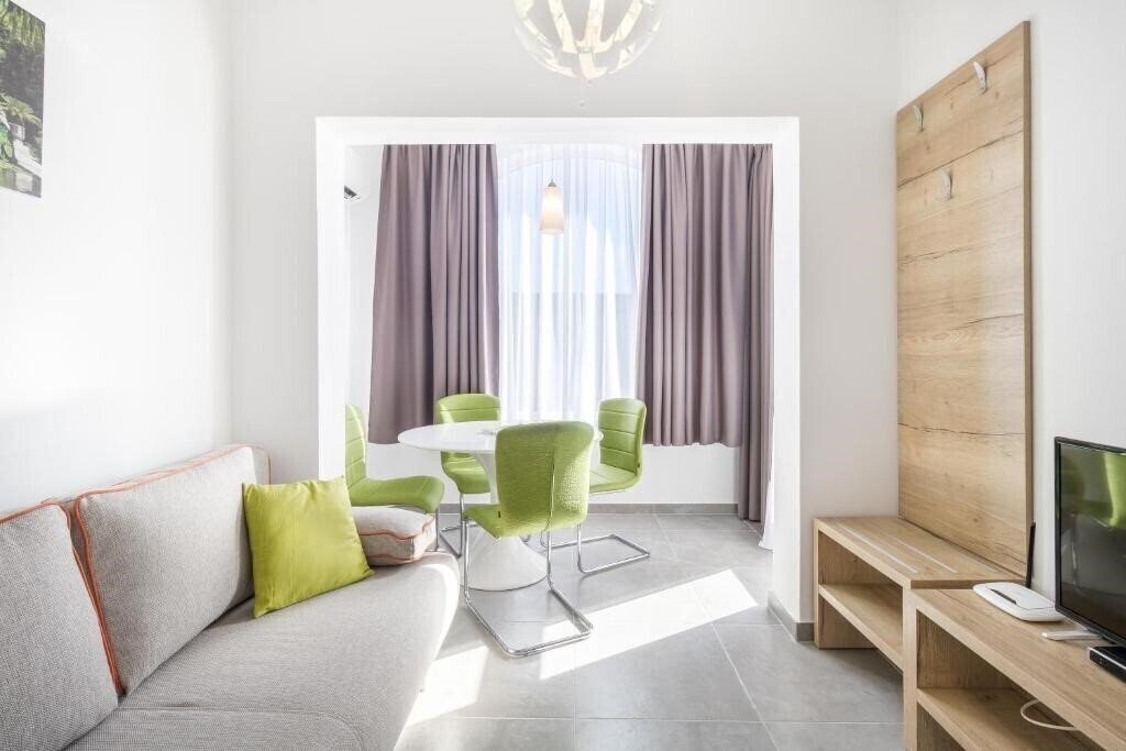 Отель Abc Apartments 3*