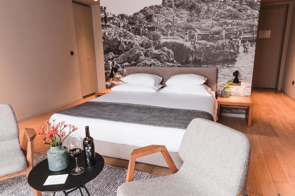 Изображение One Suite 4*
