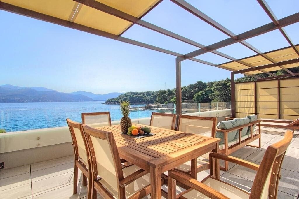 Картинка Kalamota Beach House 4*