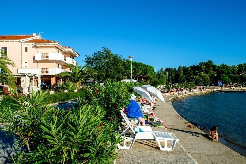 Фото Laguna Privlaka 4*