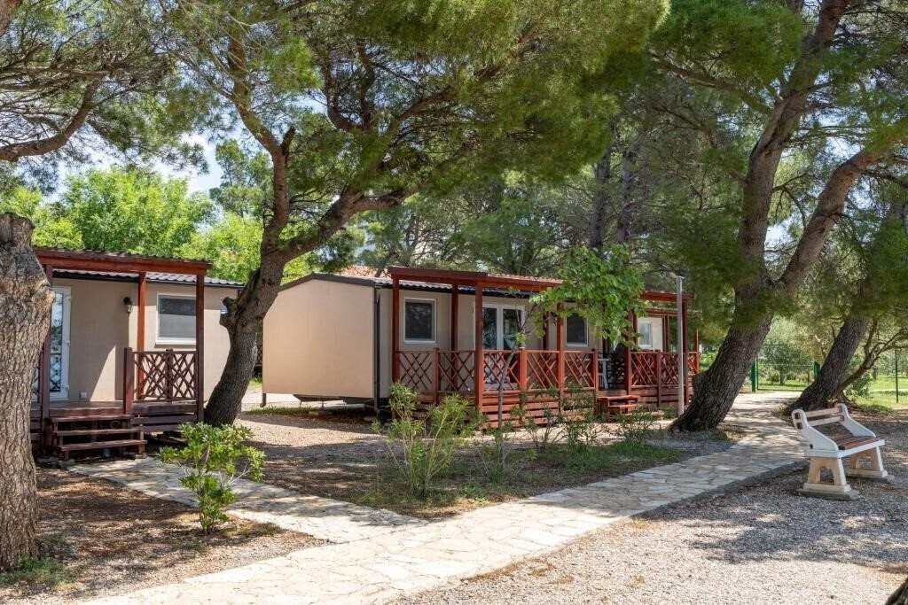 Отель Bluesun Camp Paklenica 4*