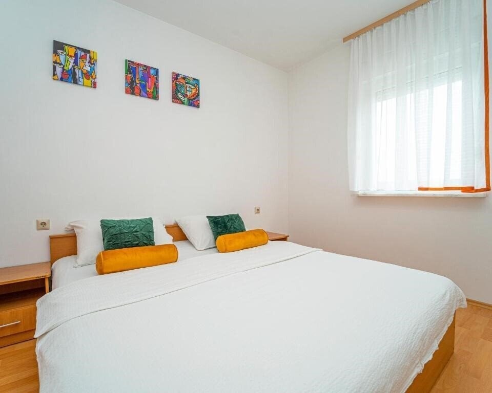 Фото Apartmani Baresic 4*