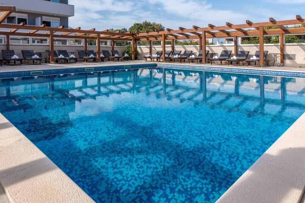 Фотографія Aparthotel Plat 3*