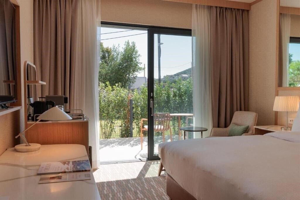 Фото Hotel Preko Ugljan Island, Curio Collection by Hilton 4*