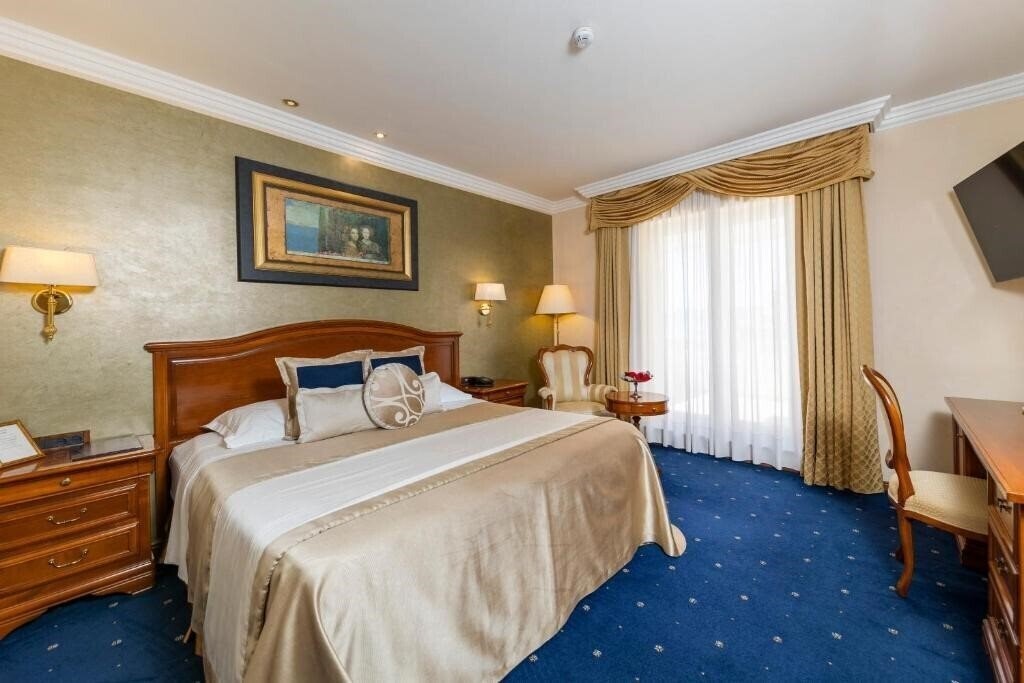 Фотографія Hotel Niko 4*